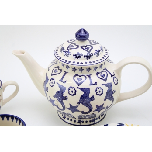 8 - Emma Bridgewater to include a rare 4 mug teapot in the Sea Horses pattern, a 1 pint Blue Tulip jar, ... 