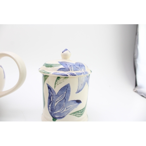 8 - Emma Bridgewater to include a rare 4 mug teapot in the Sea Horses pattern, a 1 pint Blue Tulip jar, ... 