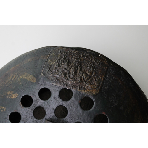 24 - A Georgian toleware mechanical fire bellows with turned handle, gilt-scrollwork on black background,... 