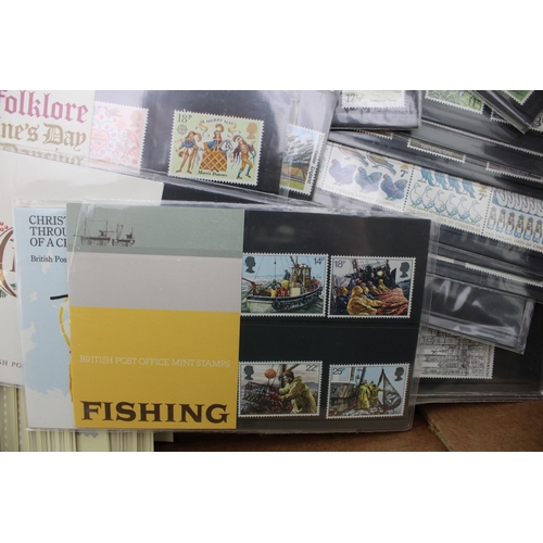 24 - A group of first day cover stamps to include 'London Landmarks', 'Duke of Edinburgh's Award Scheme',... 