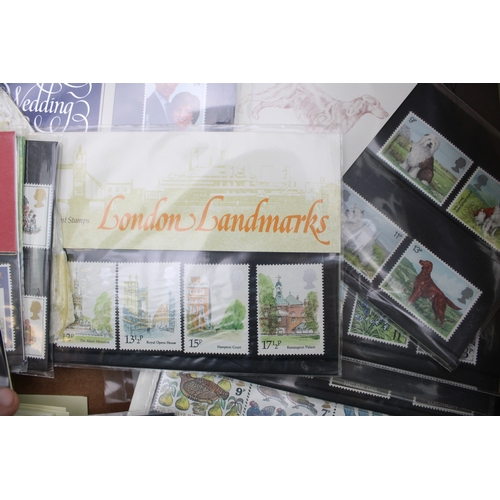 24 - A group of first day cover stamps to include 'London Landmarks', 'Duke of Edinburgh's Award Scheme',... 