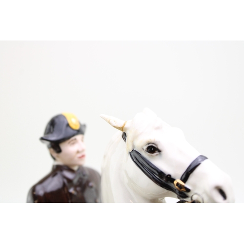 3 - Beswick Lipizzaner, tail attached (af).