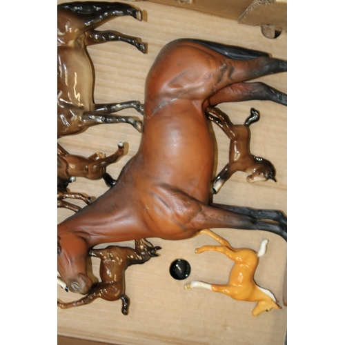 33 - A collection of damaged Beswick to include Arkle, a swishtail and others (Qty - collection only).