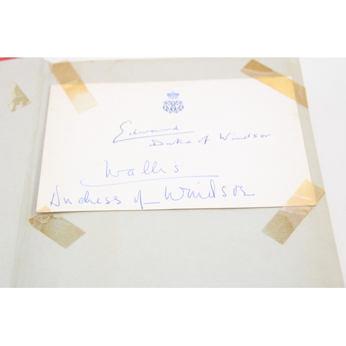 17 - The Duchess of Windsor Memoirs 'The Heart Has Its Reasons'Published by Michael Joseph First Edition ... 