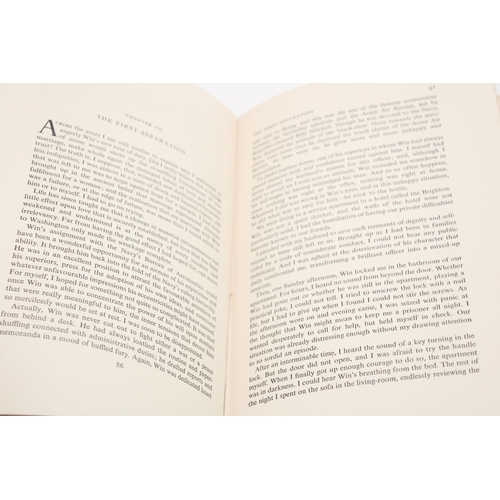 17 - The Duchess of Windsor Memoirs 'The Heart Has Its Reasons'Published by Michael Joseph First Edition ... 