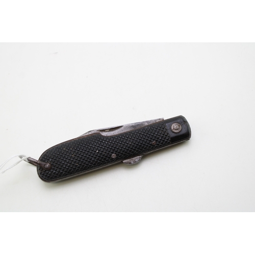 22 - WW2 era SOE Special Operations Executive pattern British Army lock knife by J Nowill Sheffield.