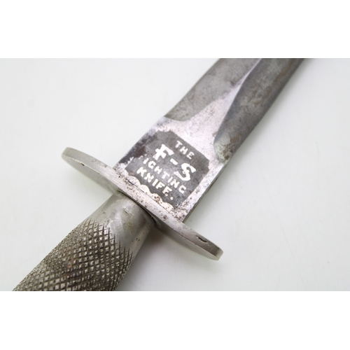 23 - WW2 First Pattern Fairbairn Sykes Fighing Knife by Wilkinson Sword & Co, London with original brown ... 