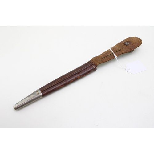 23 - WW2 First Pattern Fairbairn Sykes Fighing Knife by Wilkinson Sword & Co, London with original brown ... 
