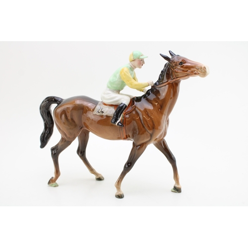 Lot 319       