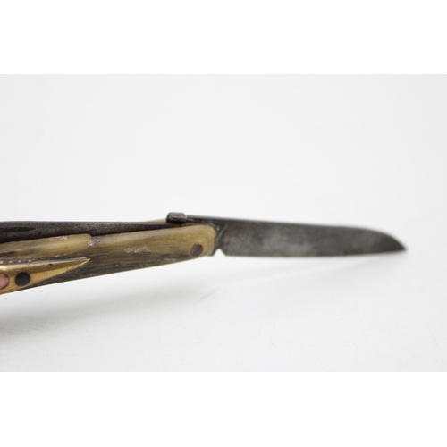 17C - An unusual bone handle two blade pocket knife shaped as a bird possibly continental with a German fo... 