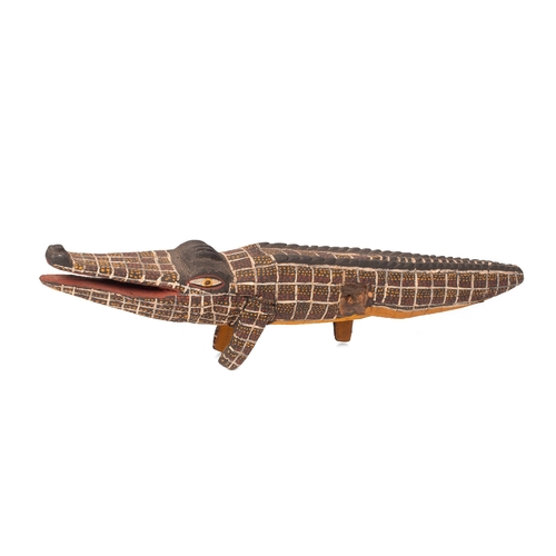 29 - Australian Aboriginal wood sculpture of a crocodile painted in natural ochre paint decoration 50 cm ... 