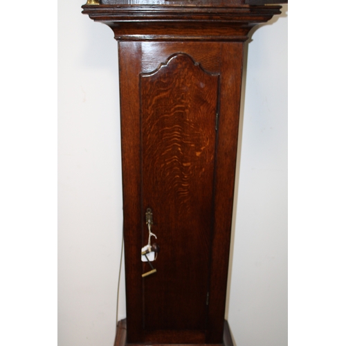 18 - Sam Wainwright, Northampton, early 19th century English provincial long case clock, the brass dial w... 