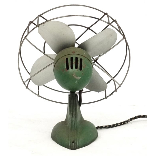 118 - Vintage Retro : A late Art Deco ERCO electric multi directional table fan, with blade guard , marked... 