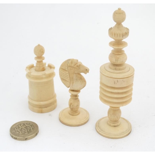 1185 - A carved and red stained bone Barleycorn Captain Cook style chess set in wooden box with mother of p... 