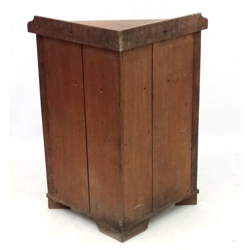 179 - Arts and crafts / Art Nouveau : A late 19thC stained oak 2-door floor standing corner cabinet 35'' h... 