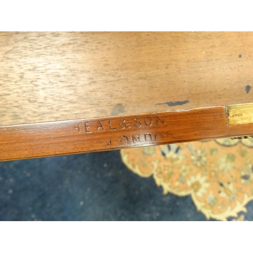 186 - Heel & Son London : A Rosewood ladies writing desk. Signed . 30'' wide x 17'' deep x 32 1/4'' high