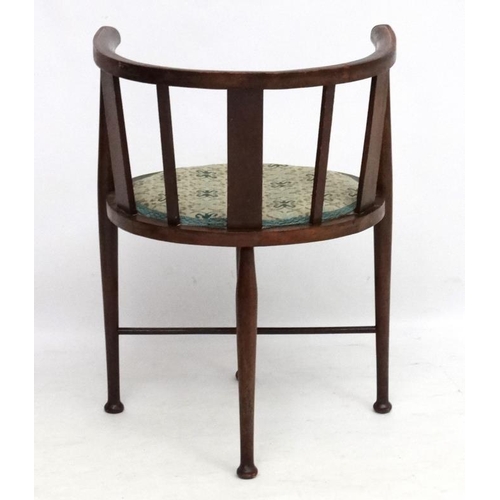 232 - Manner of William Birch: A stained wood oval four legged boudoir chair 27'' high