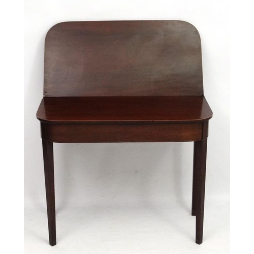 273 - A c.1800 mahogany tea table with fold over top and four legs ( 2 of which are hinged) (closed) 36'' ... 