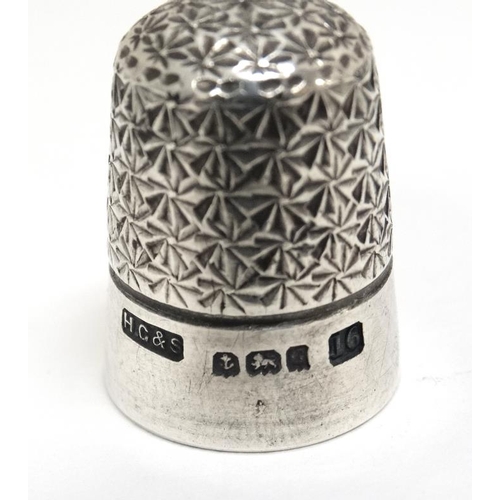 635 - A silver thimble  hallmarked Birmingham 1931 maker Henry Griffiths & Sons Ltd.