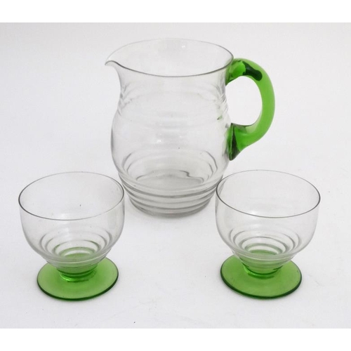 734 - Assorted mid 20thC & Art Deco glassware to include a pair of bowls, lemonade jug etc (7)