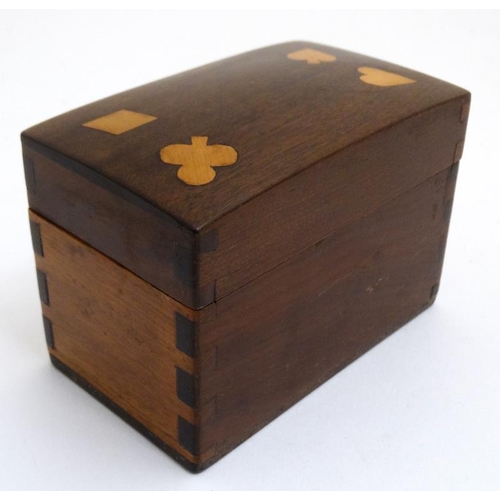 791 - A 19thC inlaid card box, the top with the 4 suits inlaid to lid opening to reveal 2 playing card pac... 