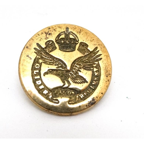 913 - Buttons : 3 gilt metal buttons entitled ' Pilot Glider Regiment' by Pitt & Co. London. Approx 1'' di... 