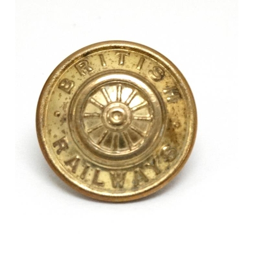 915 - Buttons - British Railways: 5 gilt buttons form ' British Railways' made by Gaunt London 7/8'' diame... 