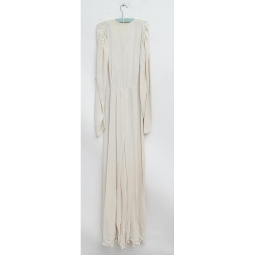 944 - A c1930's cream wedding/evening dress, of crepe style fabric with gathered detail at the front over ... 