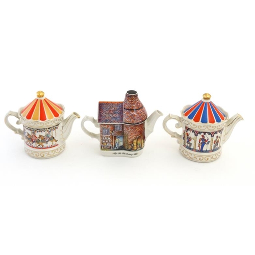 494 - Two Sadler '' Edwardian Entertainments '' tea pots, registered design number 2005895 to include a ''... 