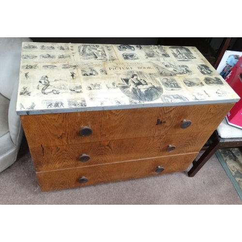 16 - Chest of drawers Please Note -  we do not make reference to the condition of lots within catalogue d... 