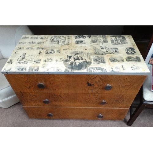 16 - Chest of drawers Please Note -  we do not make reference to the condition of lots within catalogue d... 