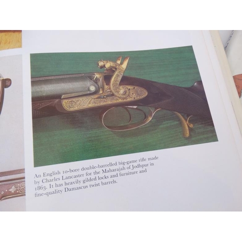 12 - Books: A collection of 6 Sporting books , to include: '' The World Of Guns '' by Richard Akehurst, 1... 