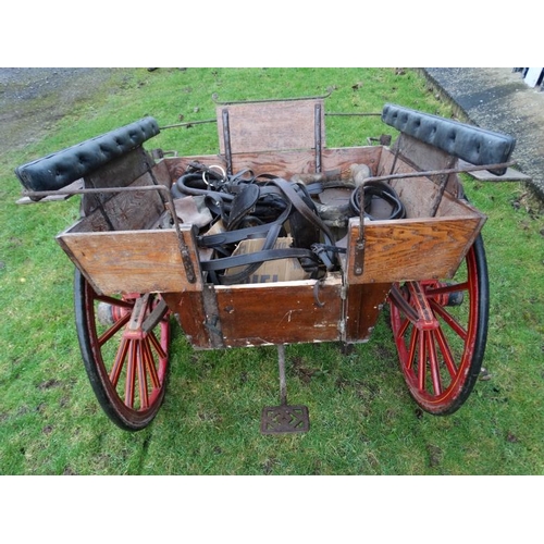 123 - Governess Pony Trap :  an unusual Pony Drawn Governess Cart / Gig / Carriage  of oak construction, s... 