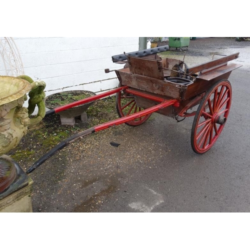 123 - Governess Pony Trap :  an unusual Pony Drawn Governess Cart / Gig / Carriage  of oak construction, s... 