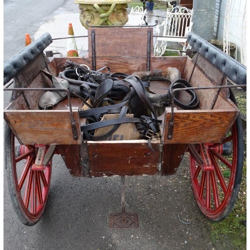 123 - Governess Pony Trap :  an unusual Pony Drawn Governess Cart / Gig / Carriage  of oak construction, s... 