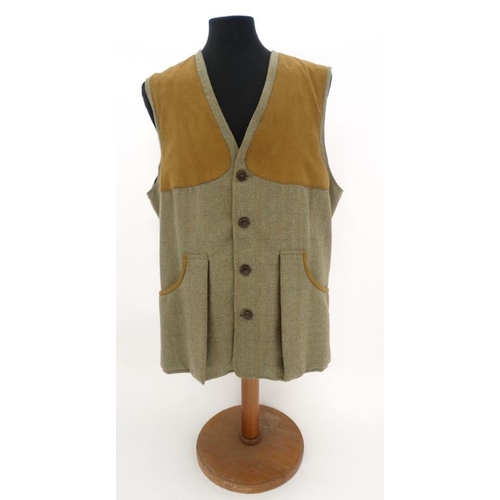 138 - Laksen Manor Tweed shooting waistcoat, size L