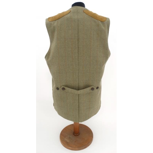 138 - Laksen Manor Tweed shooting waistcoat, size L