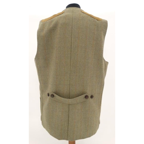 146 - Laksen Manor tweed waistcoat, size L