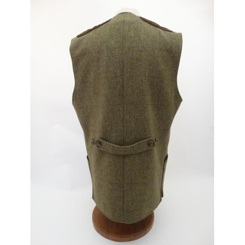 152 - New Laksen Tweed Dorset waistcoat, size L