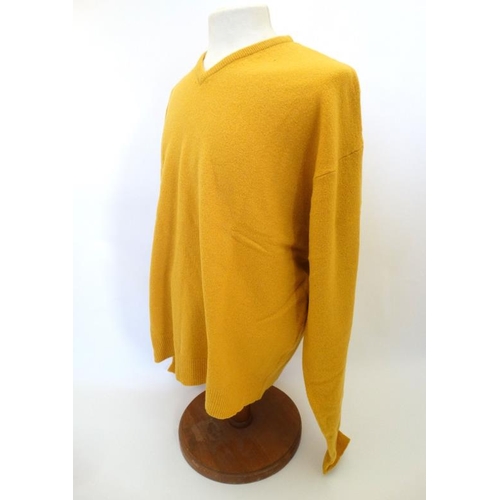 173 - Laksen 'Astor Knit' Jumper in yellow, size 2XL.