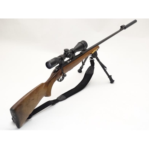 509 - Rimfire Rifle : A BRNO ' Mod 2E ' .22LR bolt action Rifle . Fitted with Bushmaster 3 - 9 x 40 Telesc... 