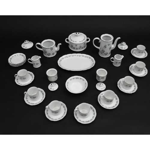 137 - A Mitterteich Bavaria , Made in Germany tea set to include, teapot, coffee pot, 8 cups, 12 saucers, ... 