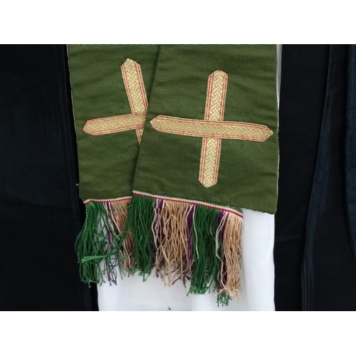 350 - Militaria : The robes of a WWII Army Chaplain , with affixed medal ribbons for WWII Campaign Medals ... 