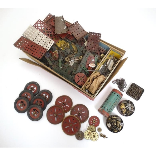 391 - Toy: A large collection of vintage Meccano , to include  red flanged plates, red braced girders, gre... 