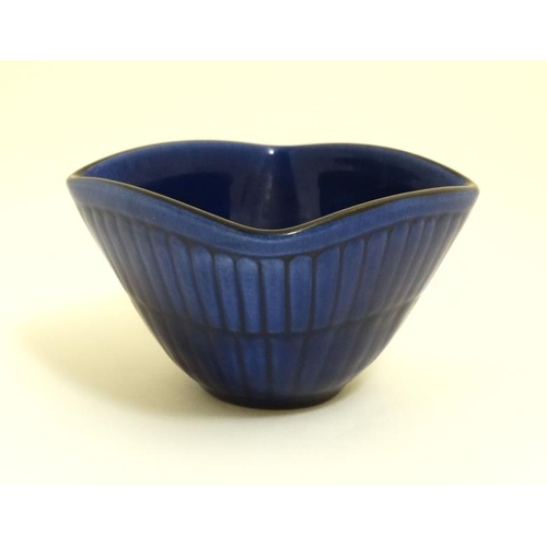 489 - Scandinavian Pottery: A c1970s Upsala Ekeby , Sweden small bowl of squared form in cobalt blue, bear... 