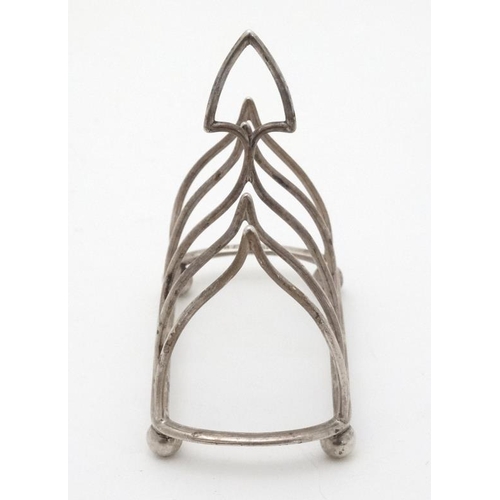 526 - A silver 5-bar toast rack hallmarked Birmingham 1907 maker Elkington & Co.  3 1/4'' x 4'' high   (68... 