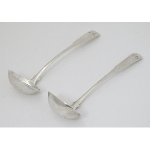 546 - Scottish provincial Silver : A pair of silver fiddle pattern sauce ladles by James Erskine Aberdeen ... 