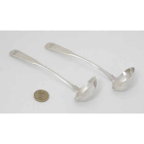 546 - Scottish provincial Silver : A pair of silver fiddle pattern sauce ladles by James Erskine Aberdeen ... 