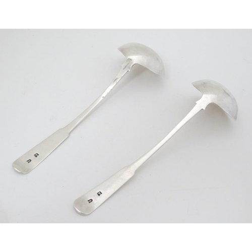 546 - Scottish provincial Silver : A pair of silver fiddle pattern sauce ladles by James Erskine Aberdeen ... 