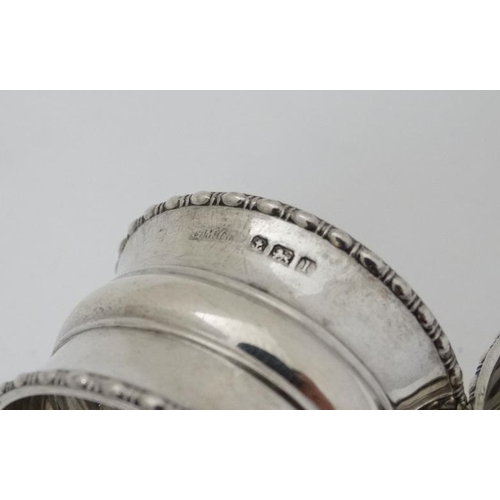 559 - A pair of silver napkin rings hallmarked Birmingham 1910 maker Gorham Manufacturing Co. (30g)